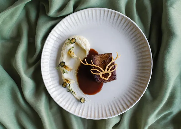 Toosikannu Nature & *